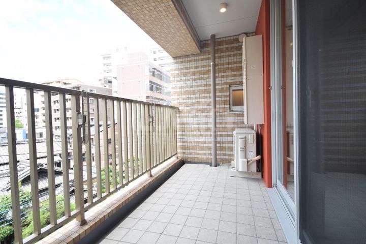 フェイズインアネックス博多の内装