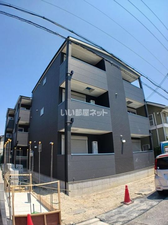 大阪府高石市西取石1の賃貸アパートの外観