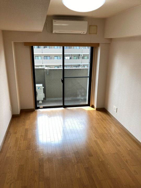 ルーブル蒲田壱番館の居間