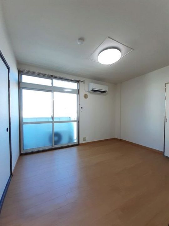 ピュアーズ95Cの居間