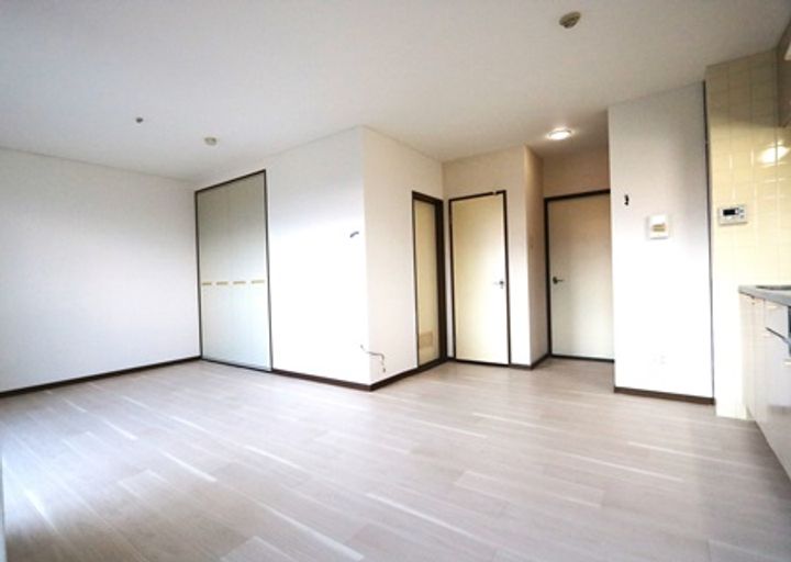 香川県高松市松縄町(アパート)の賃貸物件の居間