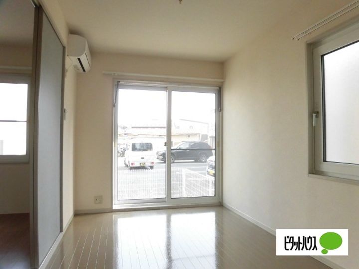 ヴィオラSIN Bの居間