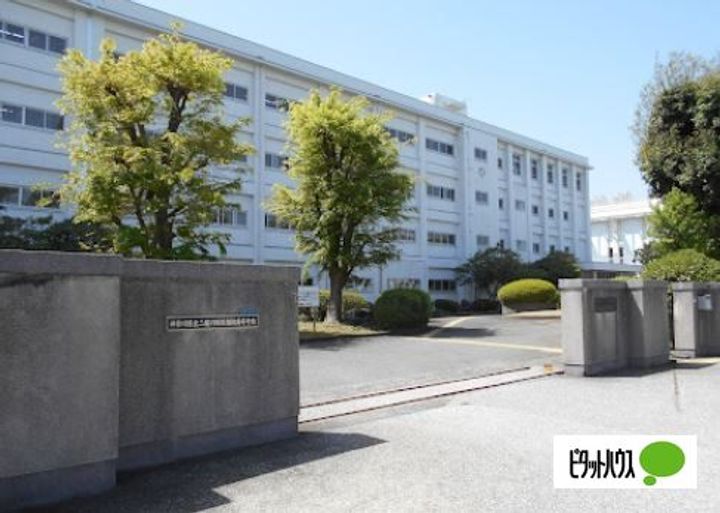 ハイツホープヒルズB棟の周辺