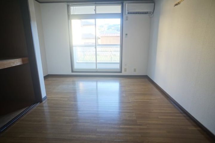 ブルーベルハウスB棟の居間