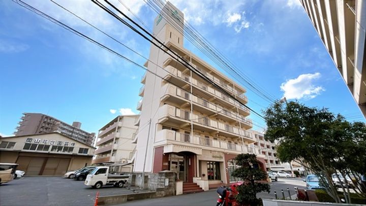 昭和ハイム東古松の外観