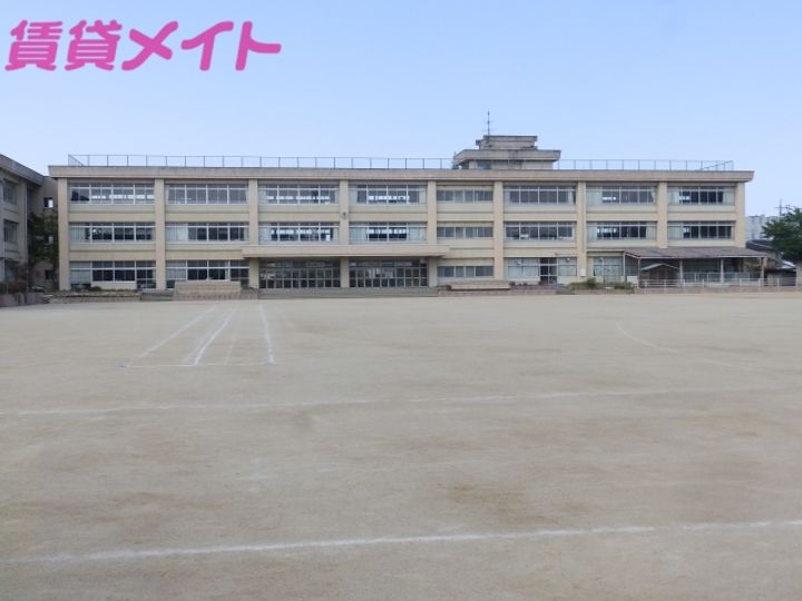 西丸之内パークマンションの周辺