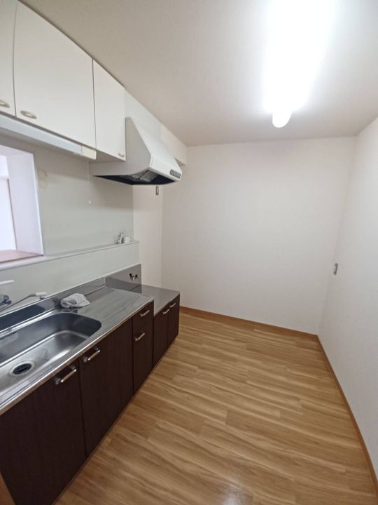 朝日台ハイツAのキッチン