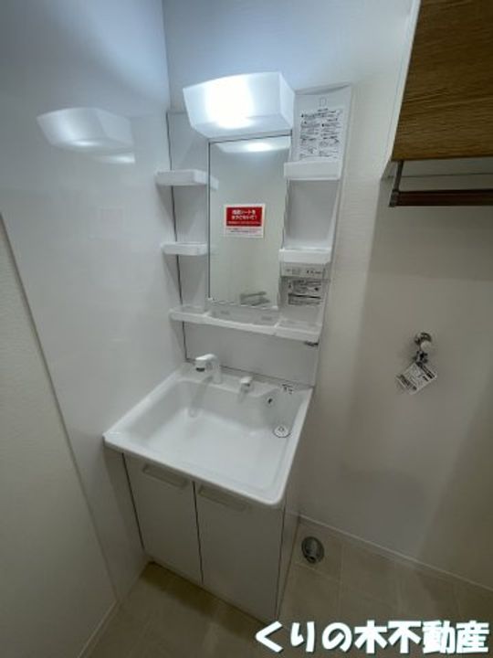 S.T.WESTの内装