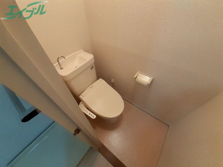 ウエストリバーマンションの内装