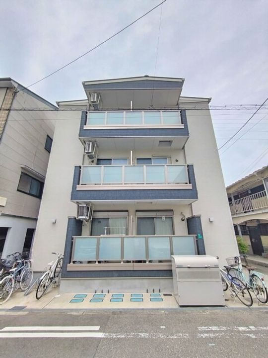 TY-Cubix CASAの外観