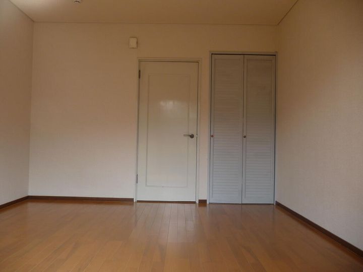 ムラキビルの居間