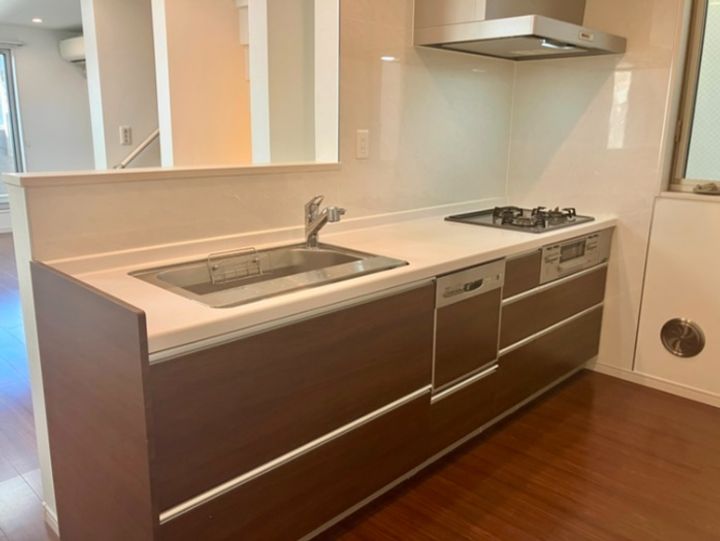 神奈川県横浜市神奈川区上反町2(一戸建)の賃貸物件のキッチン