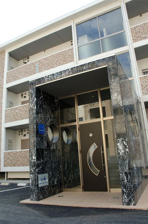 三重県四日市市ときわ4(マンション)の賃貸物件の地図