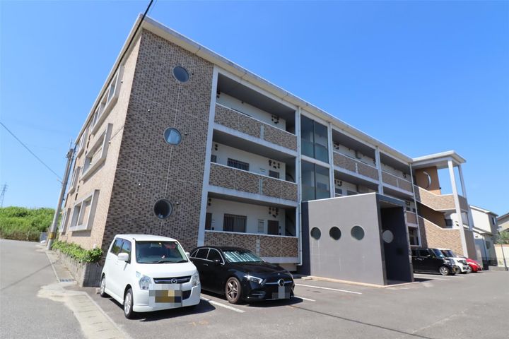 三重県四日市市ときわ4(マンション)の賃貸物件の外観