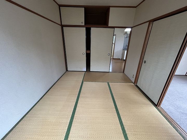 モジュール2の内装
