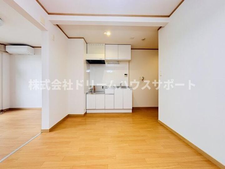 福商事ビルのキッチン