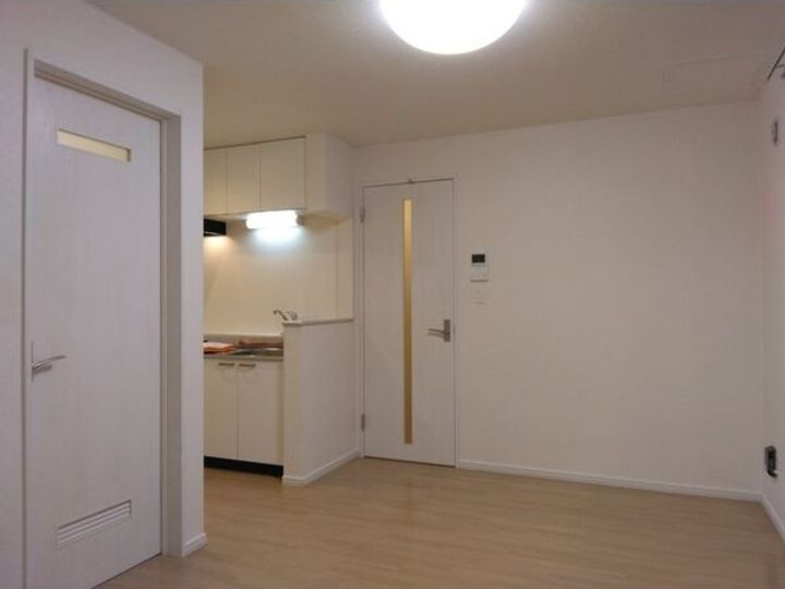 北海道札幌市西区発寒六条13(アパート)の賃貸物件の居間