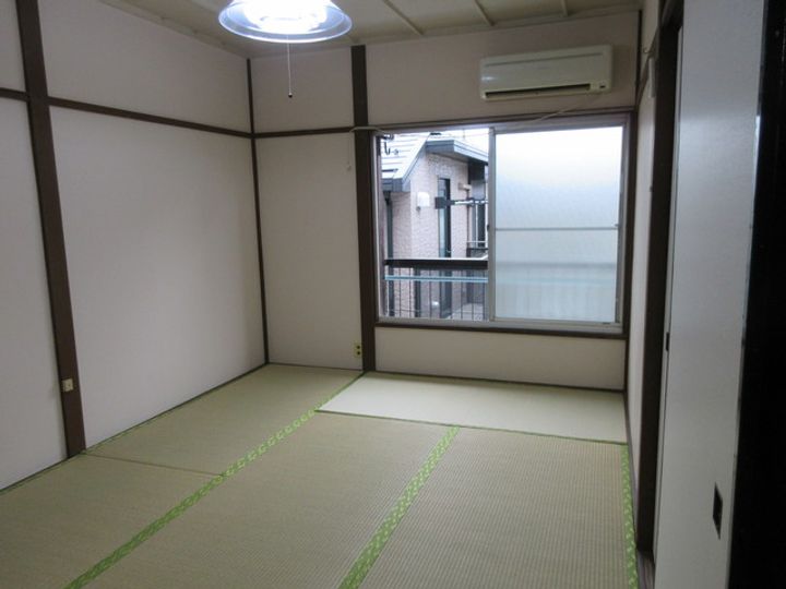 ささき荘の居間