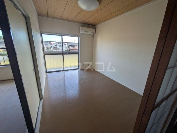 メゾン大塚Aの内装