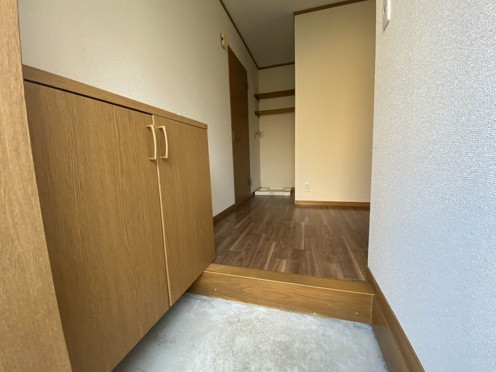 ツバキハウスの玄関
