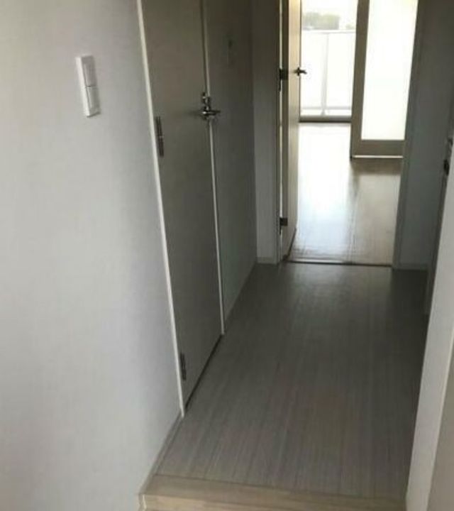 アクシーズタワー浦和岸町IIIの玄関