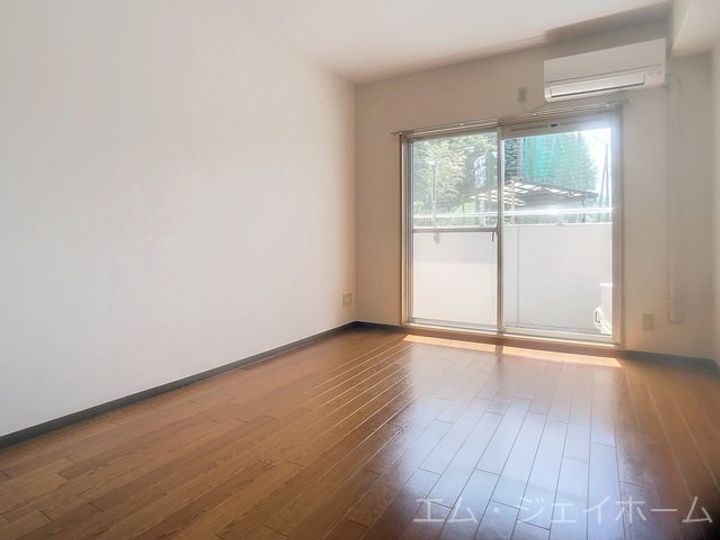 滋賀県草津市野路東3(マンション)の賃貸物件の居間