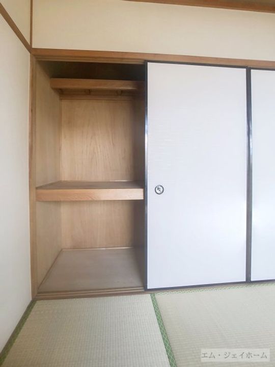 奥村ビルの内装