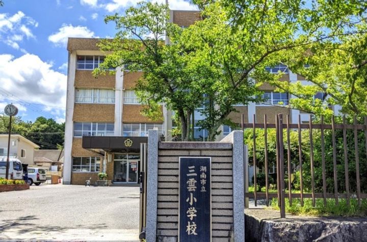 奥村ビルの周辺