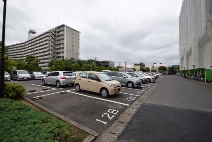 市川グリーンハイツB棟の地図