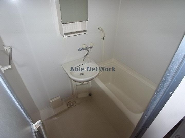 岐阜県岐阜市領下3(マンション)の賃貸物件の風呂