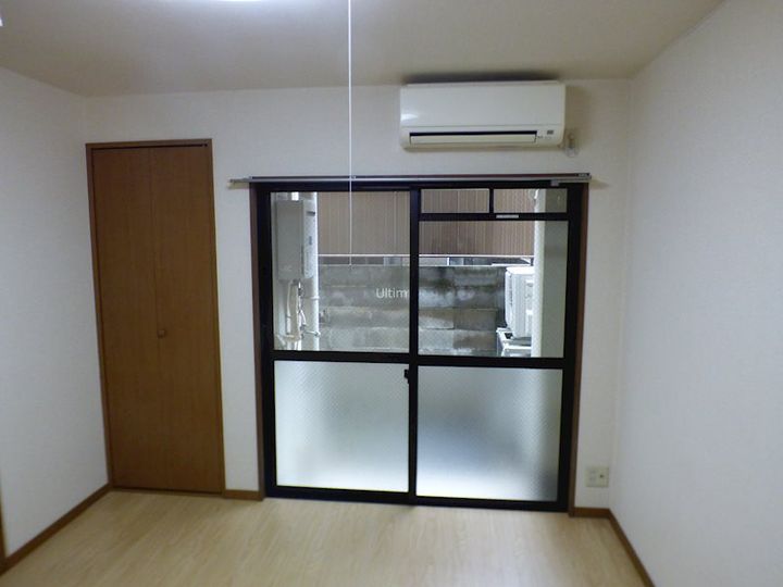 マンションTATSUMIYAの居間