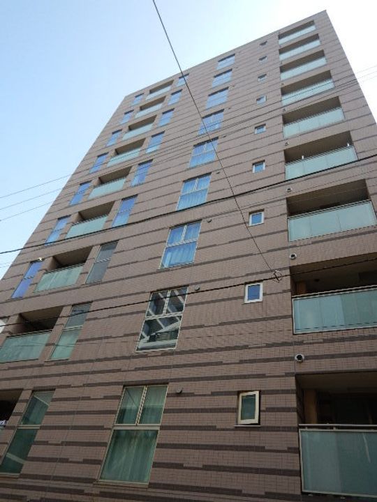 GREEN PARK 新富町の外観