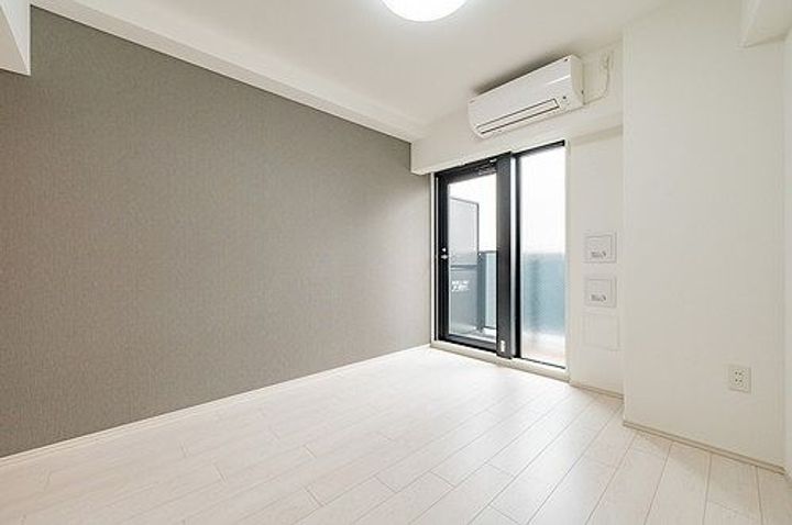 ライオンズフォーシア中野の居間