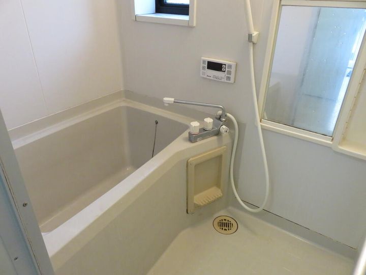 コゥジィーコートBの風呂