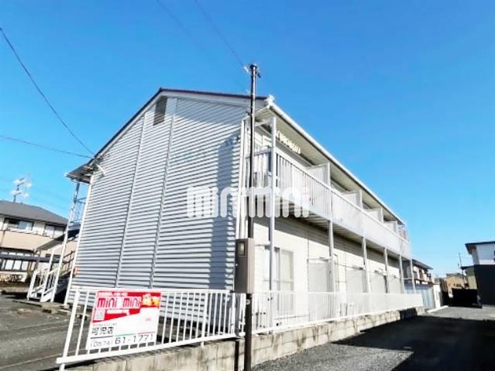 伏見ハイツの外観