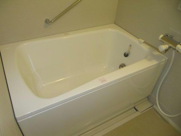 ファヴォ-ル白壁の風呂