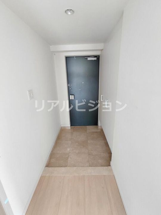 代官山BLESS鉢山の玄関