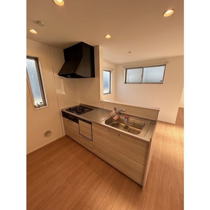 神奈川県横浜市南区永田南2(一戸建)の賃貸物件のキッチン