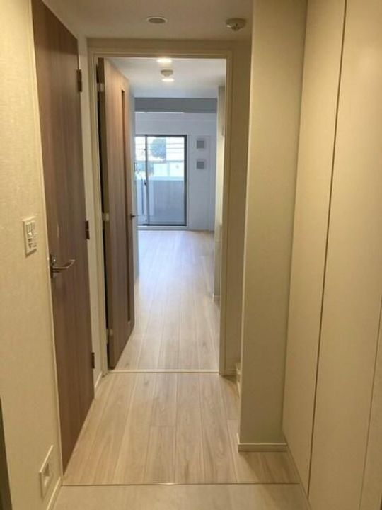東京都江東区東陽5(マンション)の賃貸物件の玄関