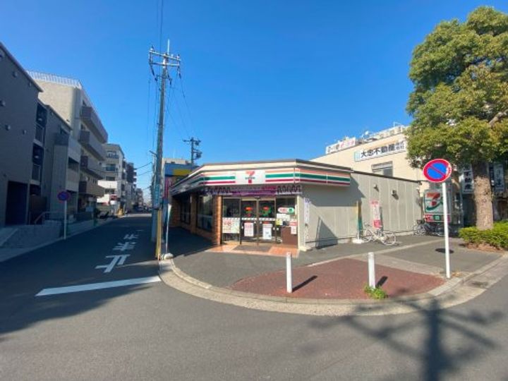パステル・エステートの周辺