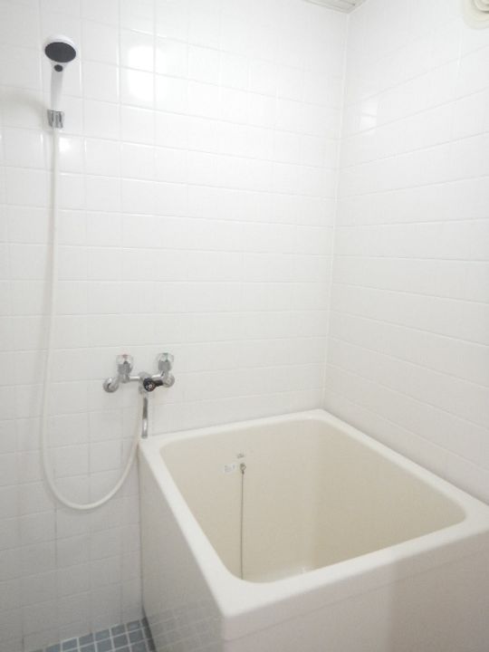 カルタス21菊川の風呂