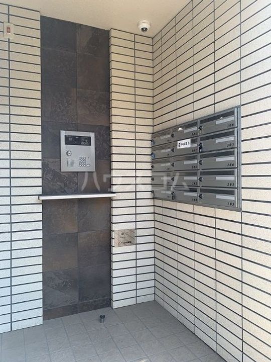 エンブレム5251の地図