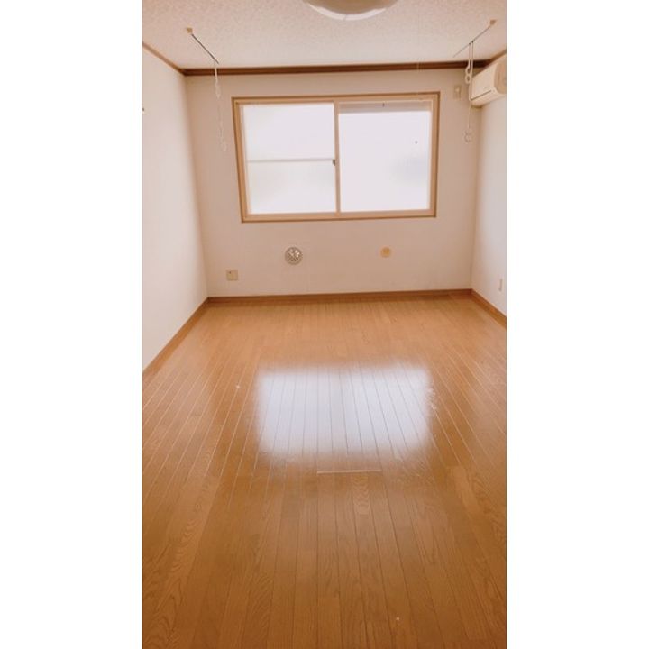 フォース正洋の内装