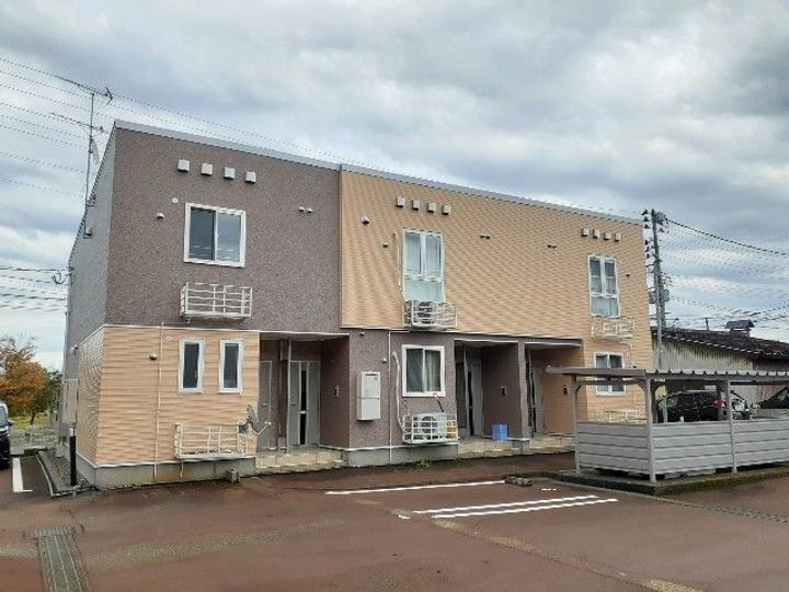 新潟県長岡市吉崎(アパート)の賃貸物件の外観