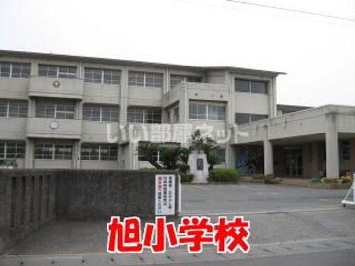 シュトラール C棟の周辺