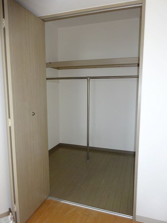 東京都中野区本町3(マンション)の賃貸物件の内装