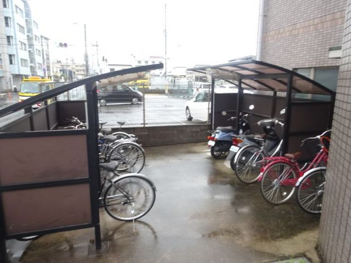 セリバ中久世の地図