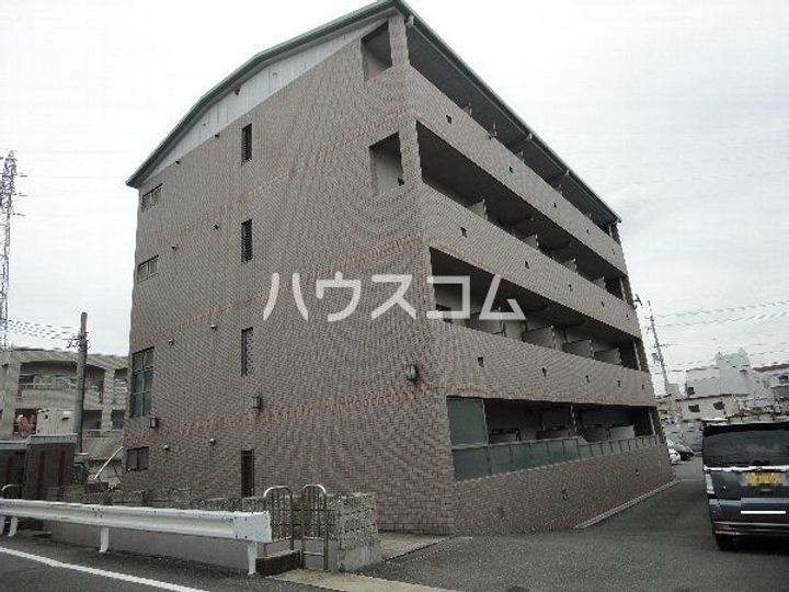 セリバ中久世の外観