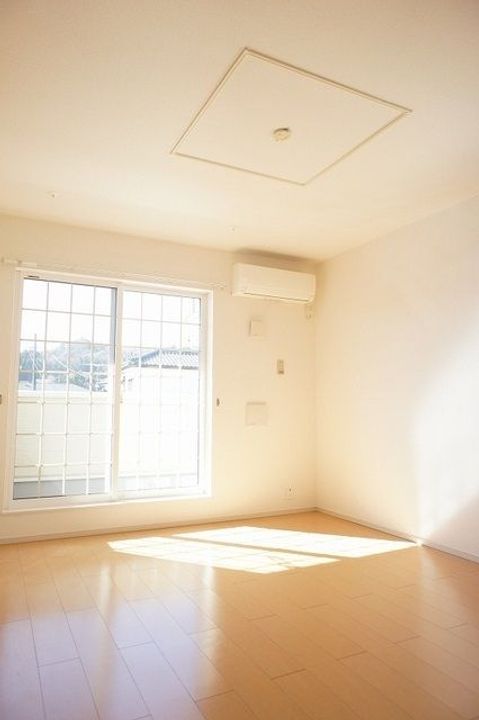 福島県いわき市平塩字西川原(アパート)の賃貸物件の居間