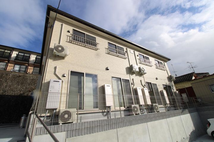 ソレイユ旭ヶ丘弐番館の外観